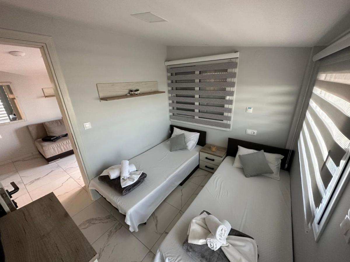 Apartments Nera Paralia-Apartment With Sea View Exterior photo