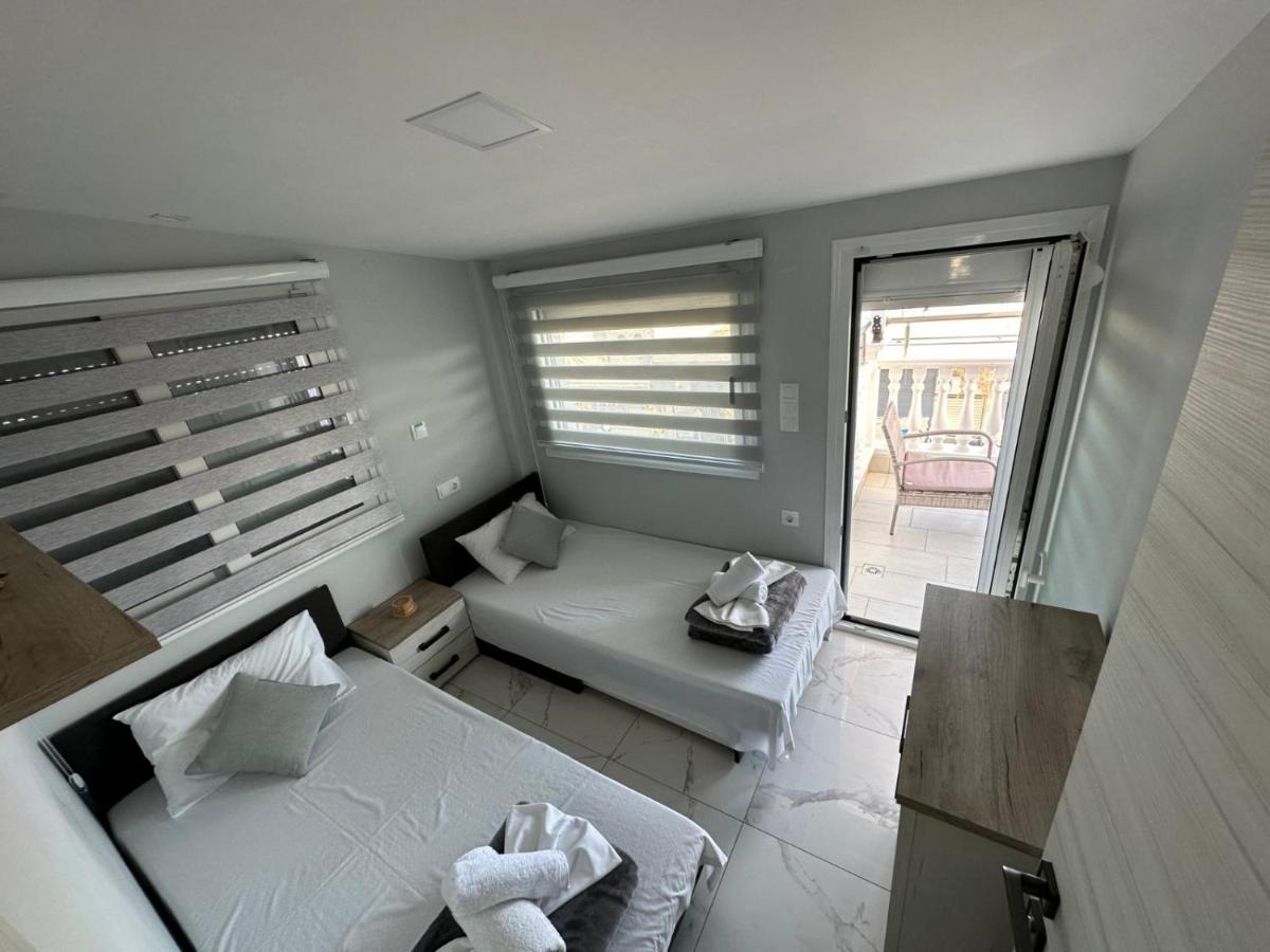 Apartments Nera Paralia-Apartment With Sea View Exterior photo
