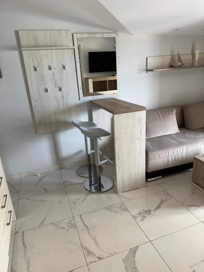 Apartments Nera Paralia-Apartment With Sea View Exterior photo